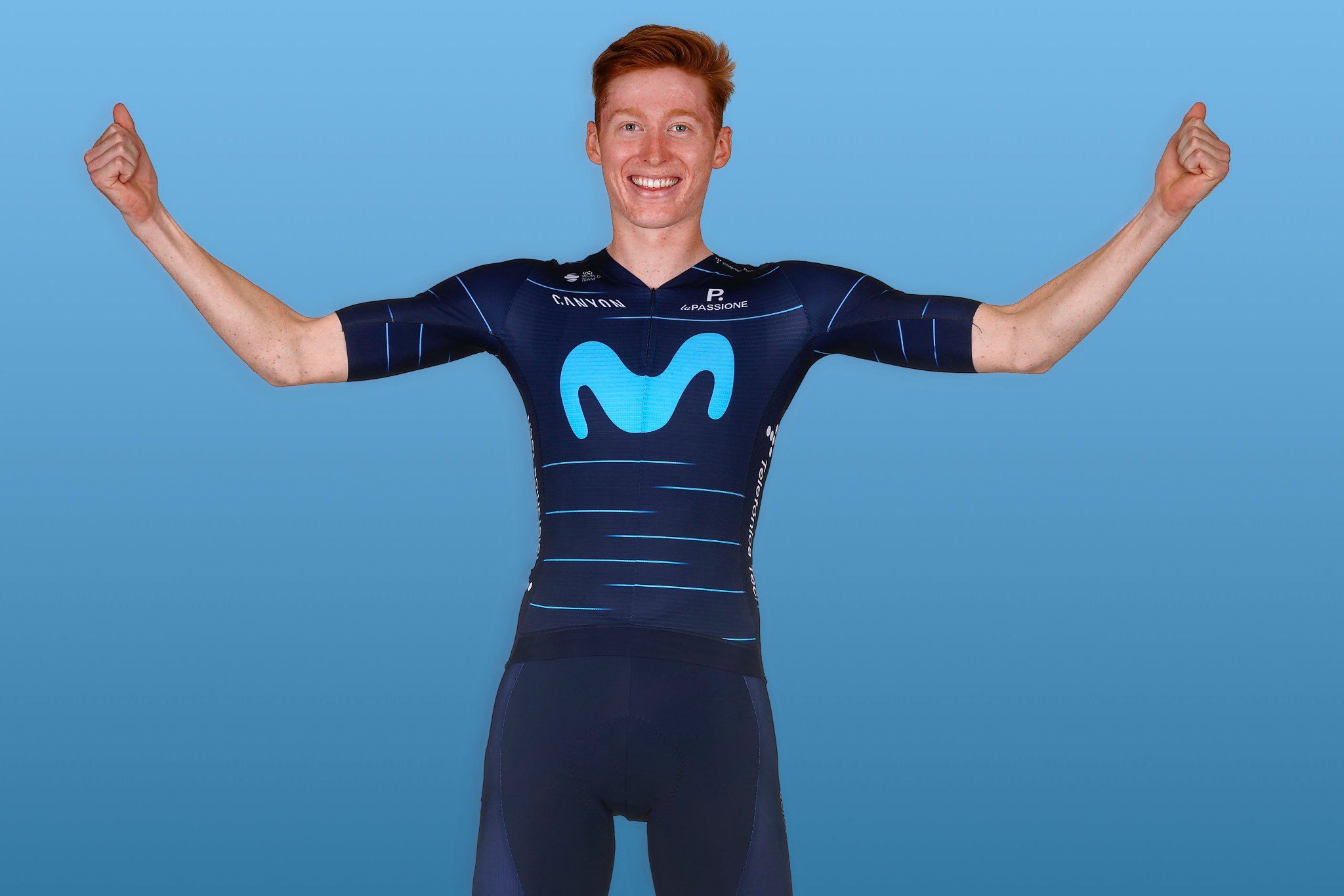 Nouveau maillot movistar 2020 hot sale