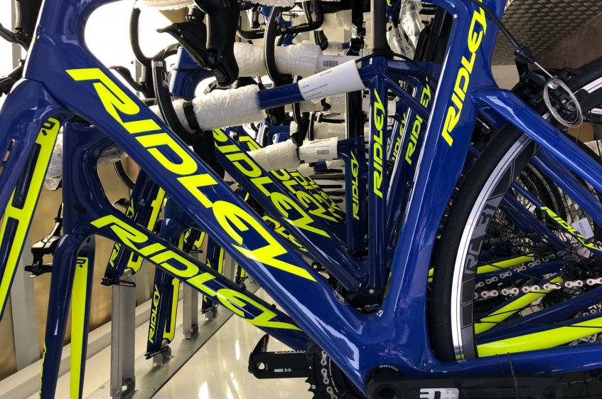 Equipement : le nouveau vélo de WB - Veranclassic Aqua Protect