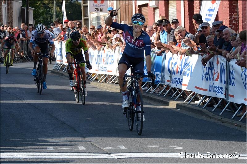 Grand Prix des Marbriers (1.2) - Jonathan Mould s'impose (complet)