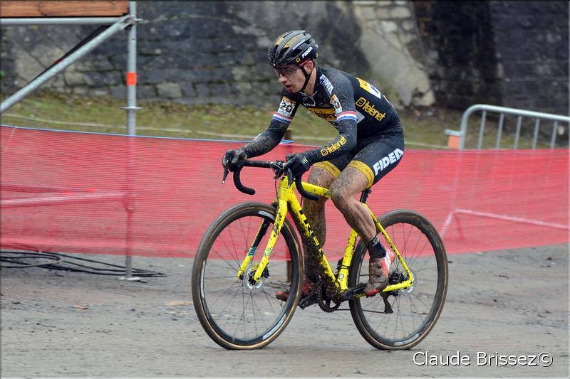Geraardsbergen (C2) - Van der Haar devance Van Aert