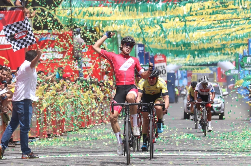 58 Vuelta a Guatemala (2.2) - 1ère étape - Victoire de Gamero Zuniga (complet)