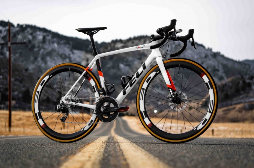 Equipement : Rally UHC présente son nouveau vélo