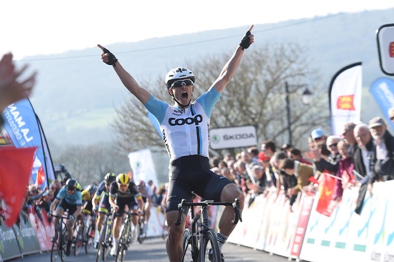 Tour de Normandie (2.2) - 6ème étape - Victoire de Trondsen (complet)