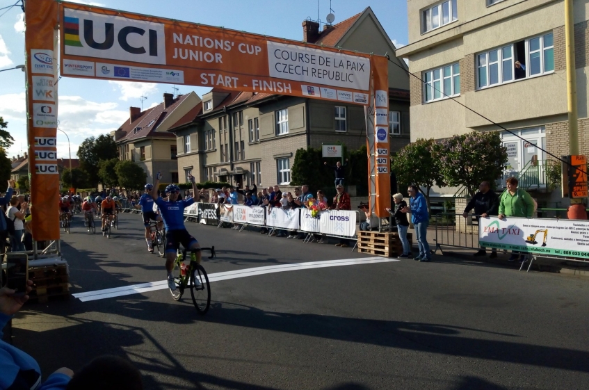 Course de la Paix Juniors (2.Ncup) - 3ème étape - Trainini s'impose (complet)