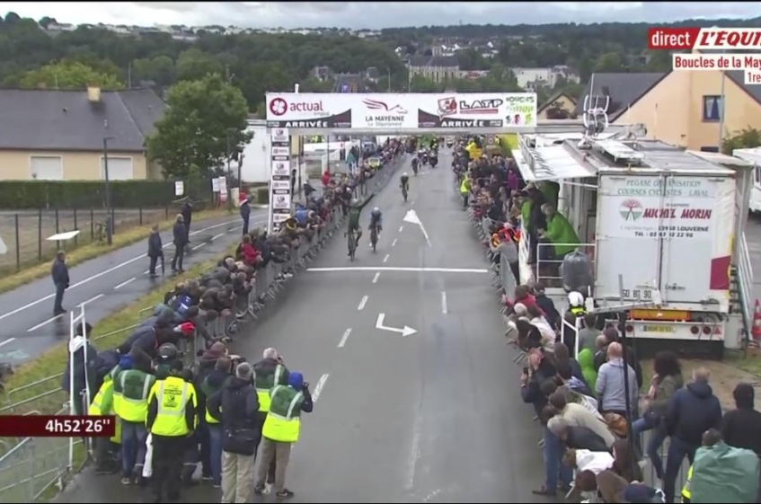 Boucles de la Mayenne (2.1) - 1ère étape - Victoire de Moreira (complet)