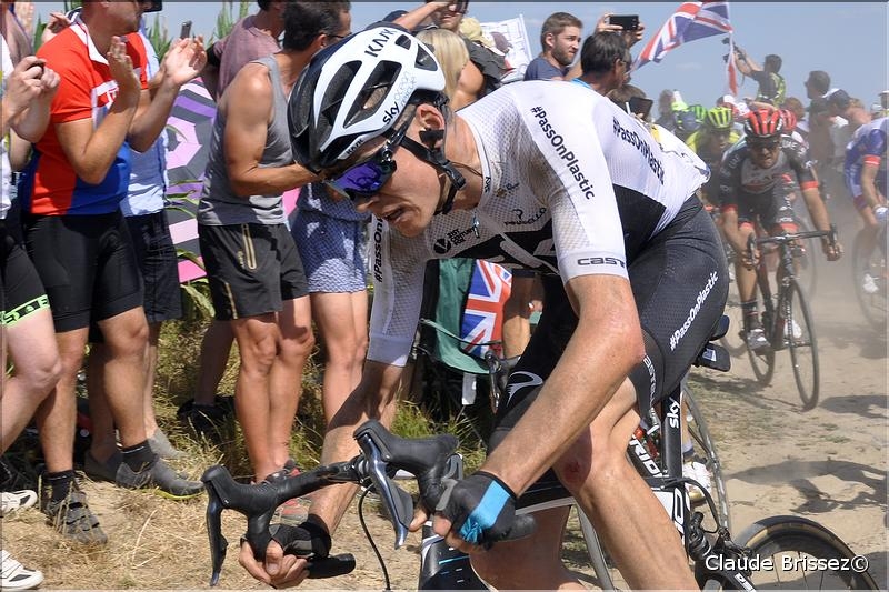 Infirmerie : fracture du fémur, du coude et des cotes pour Chris Froome
