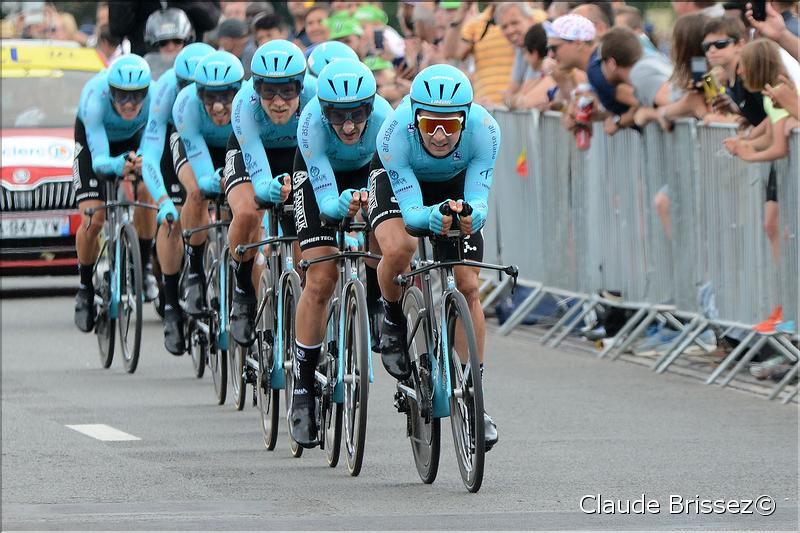 Equipement : Astana présente son maillot 2020