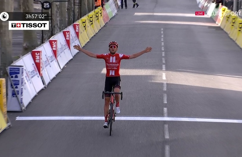 Paris-Nice : le final de la 6ème étape en vidéo