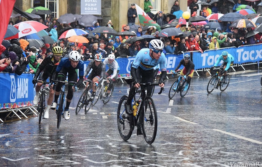 Remco Evenepoel escalade 50 fois le Mur de Grammont