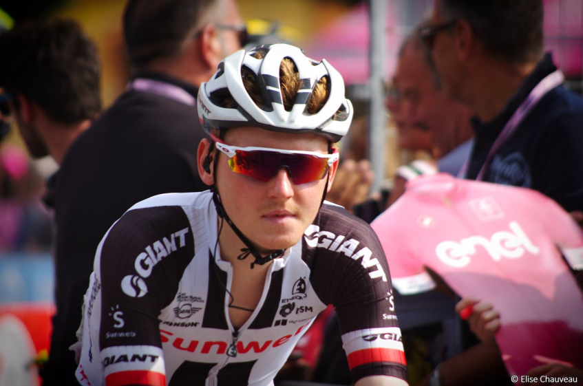 Mercato : Sam Oomen rejoint Jumbo - Visma