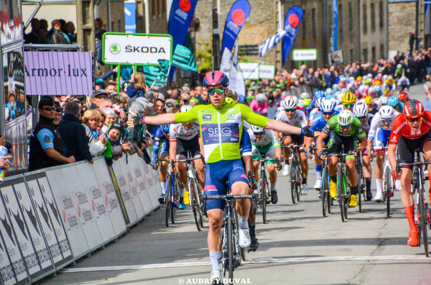 UAE Tour : le Team DSM avec Alberto Dainese