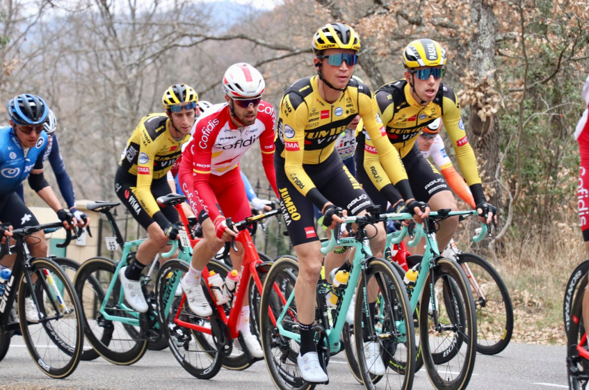 Mercato : Jumbo - Visma prolonge Sepp Kuss