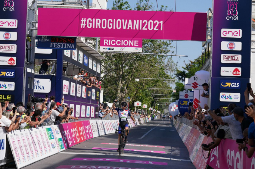 Giro Ciclistico d'Italia (2.2U) - 1ère étape - Victoire de Cantoni