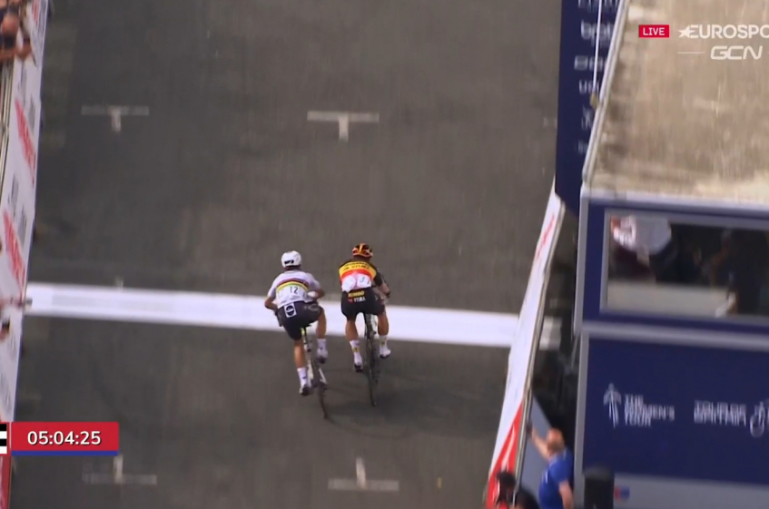 Tour of Britain (2.Pro) - 4ème étape - Van Aert devance Alaphilippe