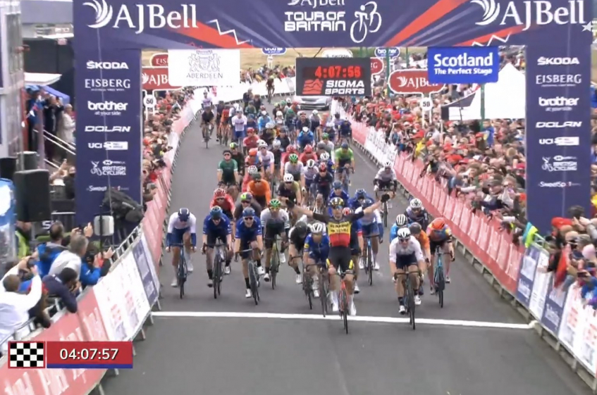 Tour of Britain (2.Pro) - 8ème étape - Coup double pour Van Aert