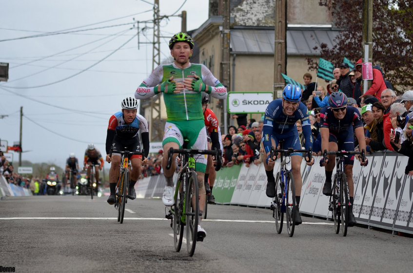 Saint Michel Auber 93 prolonge Tony Hurel