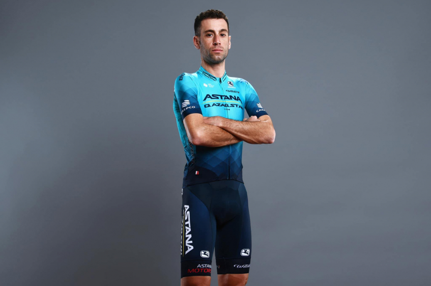 Vincenzo Nibali dévoile son maillot pour la saison 2022