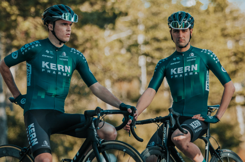 Kern Pharma dévoile son maillot pour la saison 2022