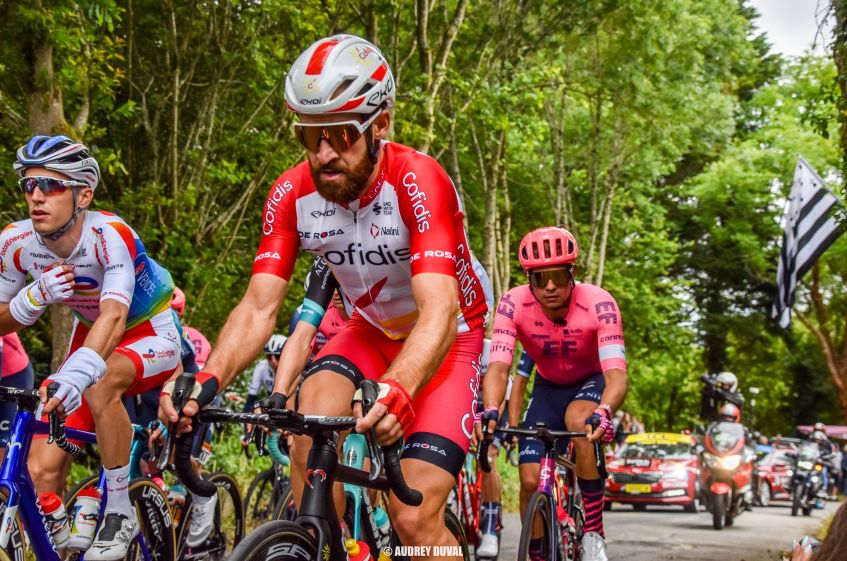 Encore de nombreux non-partants au départ de la 6ème étape de Paris-Nice