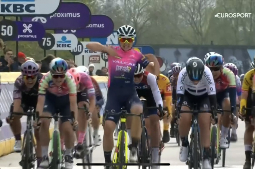 Dwars door Vlaanderen (1.Pro) - Victoire de Consonni
