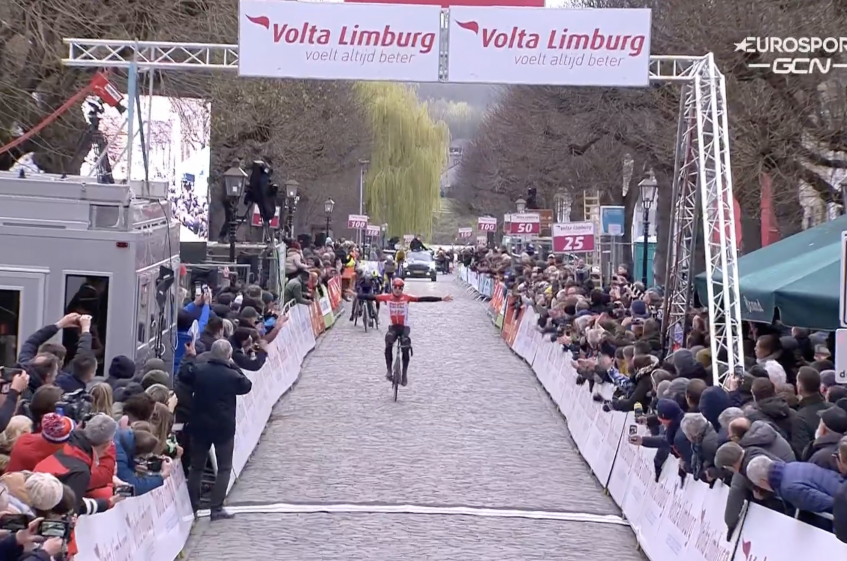 Volta Limburg Classic : Arnaud De Lie "Je devais attendre le sprint"