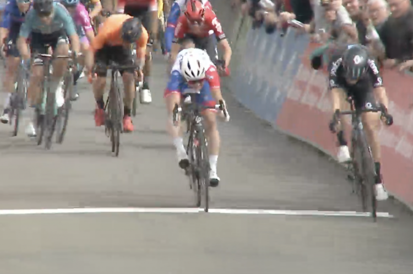 Tour de Bretagne (2.2) - 4ème étape - Victoire de Casper Van Uden