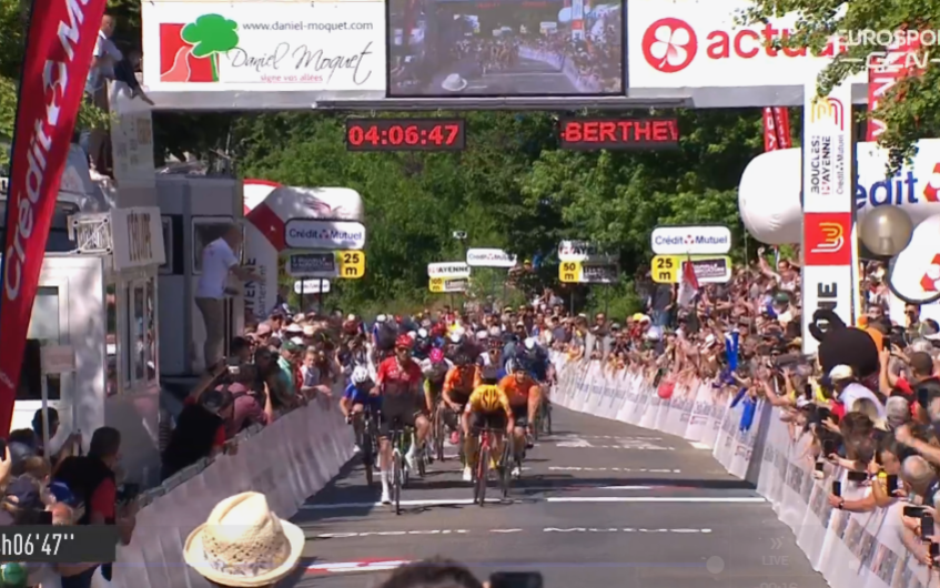 Boucles de la Mayenne (2.Pro) - 3ème étape - Amaury Capiot s'impose