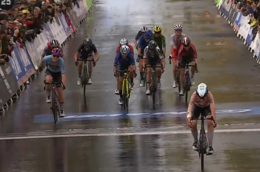 Championnat du Monde (CM) - Le titre pour Annemiek Van Vleuten