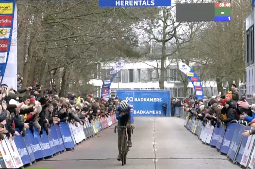 Cyclo-Cross - Herrentals - Van der Poel domine Van Aert