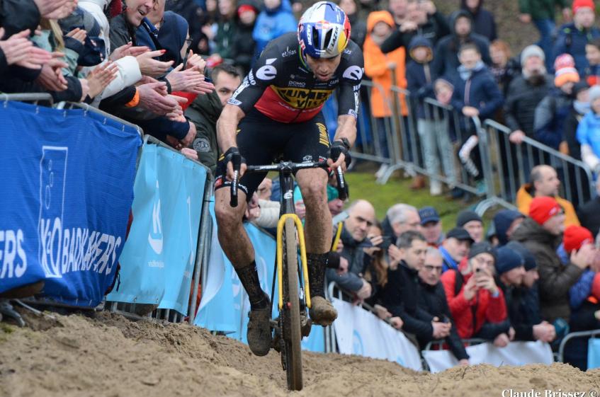 Cyclo-Cross - Zonhoven - Wout Van Aert impérial