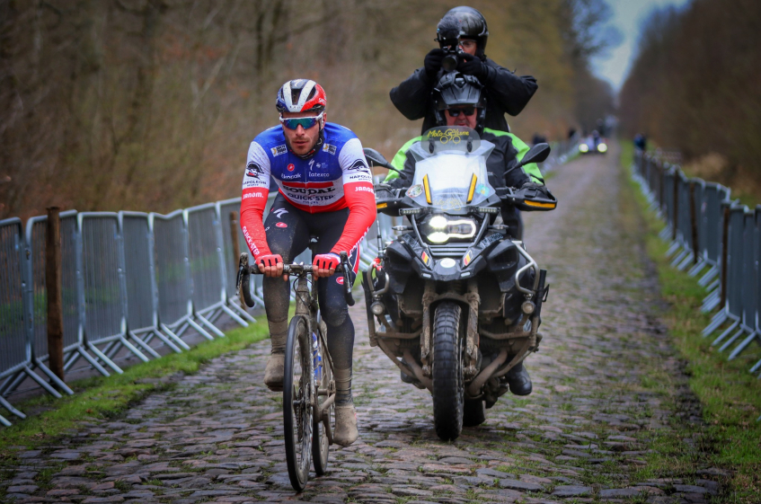 Seulement 13 coureurs français au départ de Paris-Roubaix, un record !