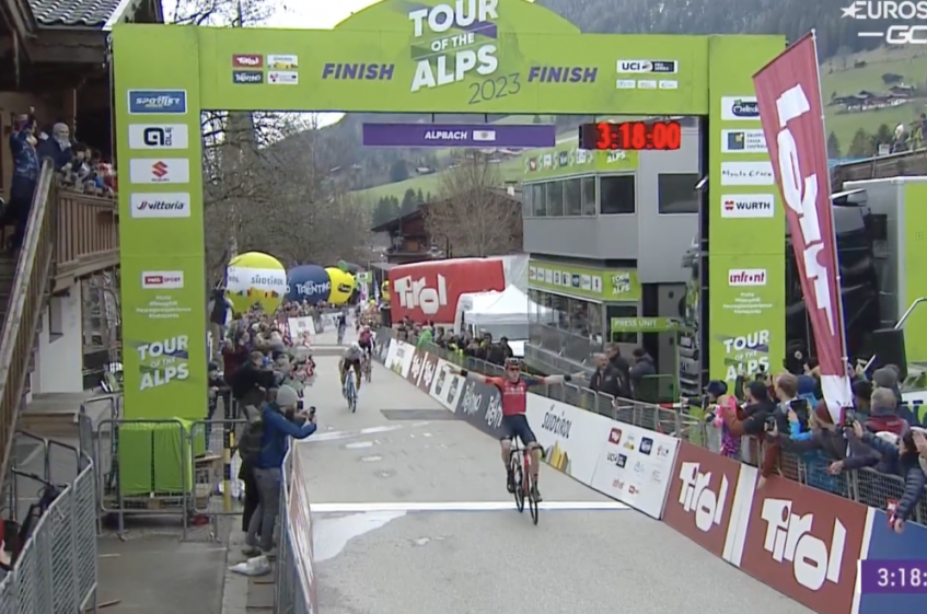 Tour of the Alps (2.Pro) - 1ère étape - Victoire de Tao Geoghegan Hart