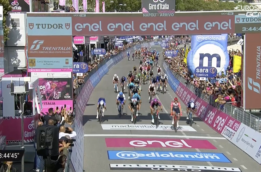 Tour d'Italie (2.UWT) - 6ème étape - Victoire de Mads Pedersen