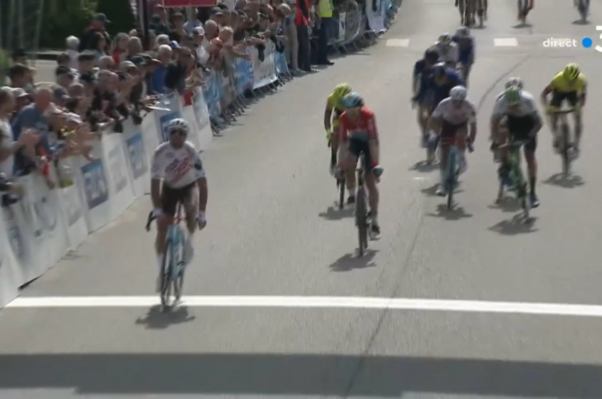 Boucles de l'Aulne (1.1) - Victoire de Greg Van Avermaet