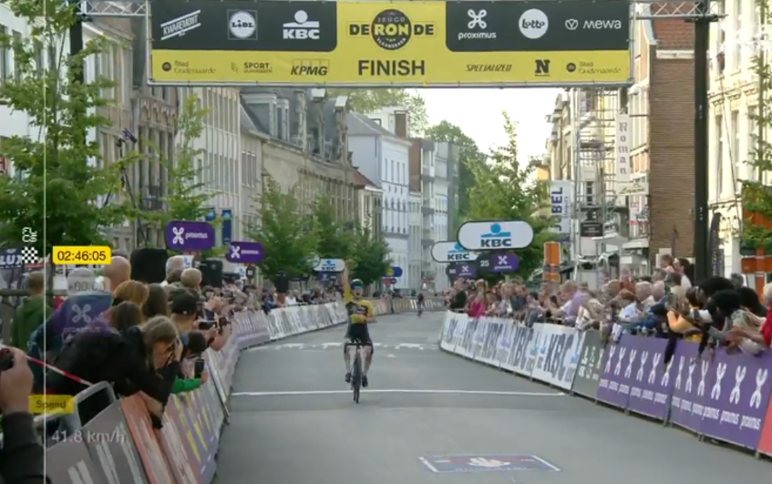 Ronde van Vlaanderen Juniors (1.1) - Jarno Widar s'impose