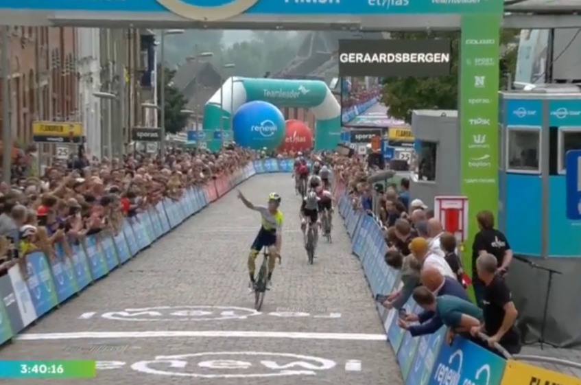 Renewi Tour (2.UWT) - 3ème étape - Mike Teunissen s'impose
