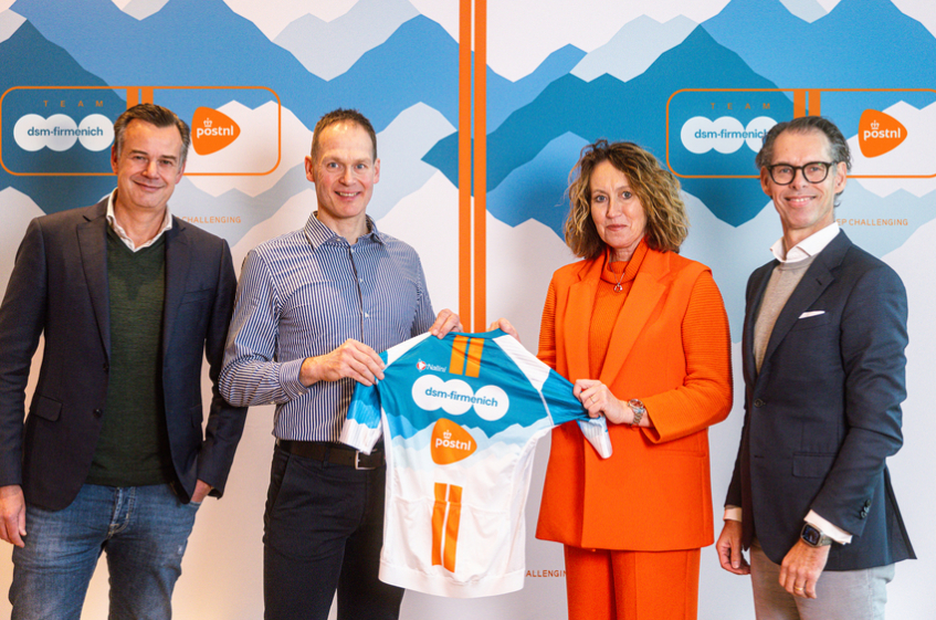 Team DSM Firmenich annonce un nouveau sponsor et son maillot pour la saison 2024