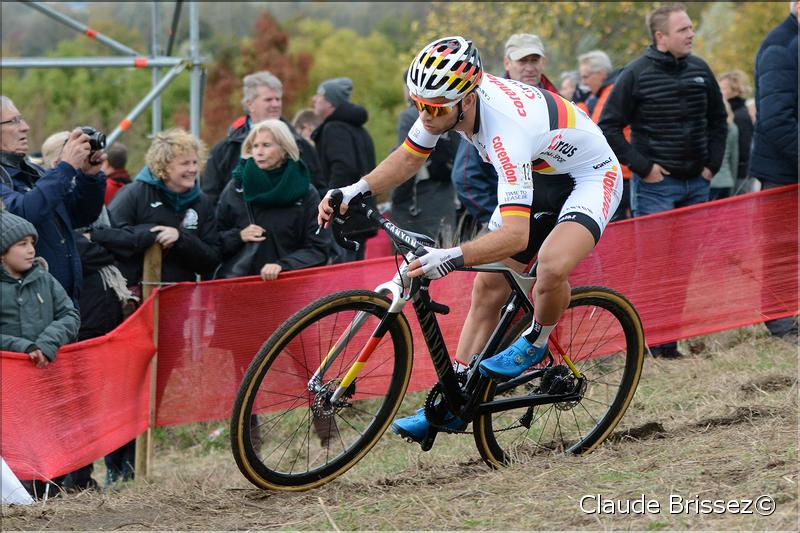 Cyclo-Cross - Gernelle - Victoire de Marcel Meisen
