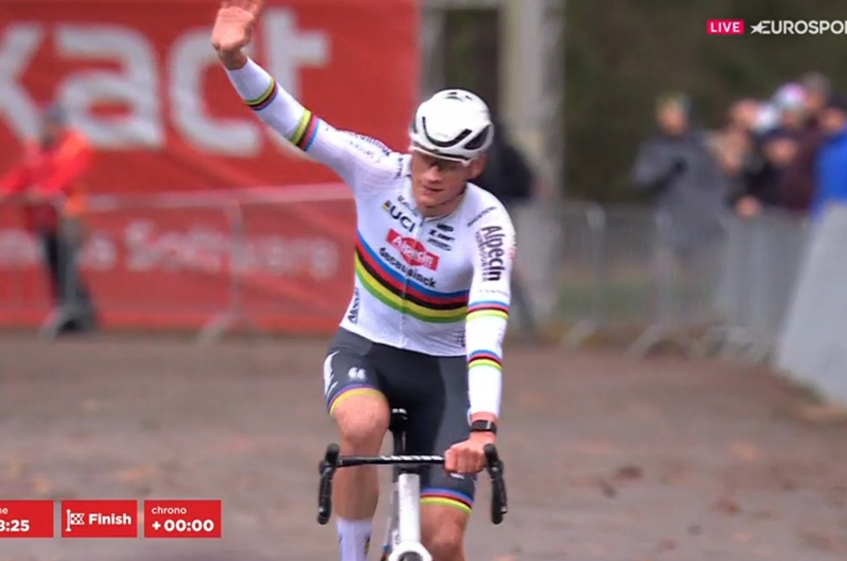 Cyclo-Cross - Mol - Van der Poel domine Van Aert