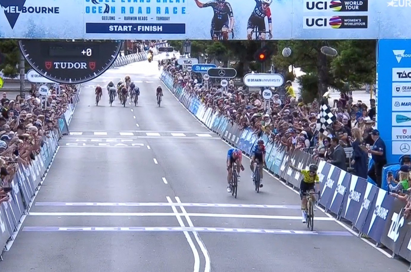 Deakin University Road Race (1.WWT) - Victoire de Reijnhout