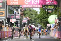 Tour d'Italie (2.UWT) - 12ème étape - Fernando Gaviria pour le triplé (résultats complets)
