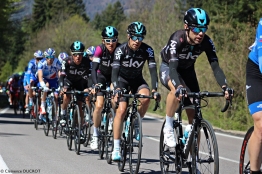 Route du Sud : l'armada Team Sky au départ