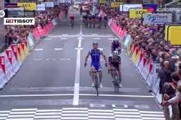 Paris-Tours (1.HC) - Victoire de Matteo Trentin (résultats complets)