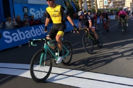 Volta Communitad Valenciana : le final de la 1ère étape en vidéo