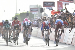 Abu Dhabi Tour (2.UWT) - 3ème étape - Bauhaus à la photo-finish (complet)