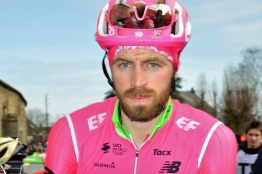 Dan McLay poursuit l'aventure avec EF Education First