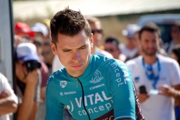 Infirmerie : opération de l'artère iliaque pour Arnaud Courteille