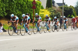 Ag2r-La Mondiale dévoile son nouveau maillot pour la saison 2019