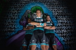 Vital Concept Cycling Club dévoile son nouveau maillot (galerie photos)