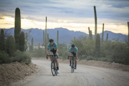 Floyd's Pro Cycling dévoile son maillot pour la saison 2019